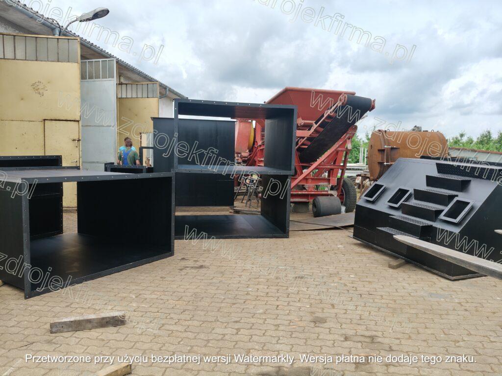 bardzo duże konstrukcje wyciągów z metalu